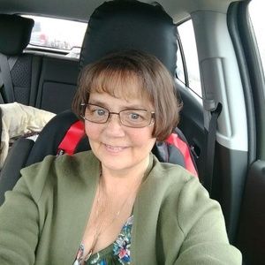 Meet your Posher, Karen